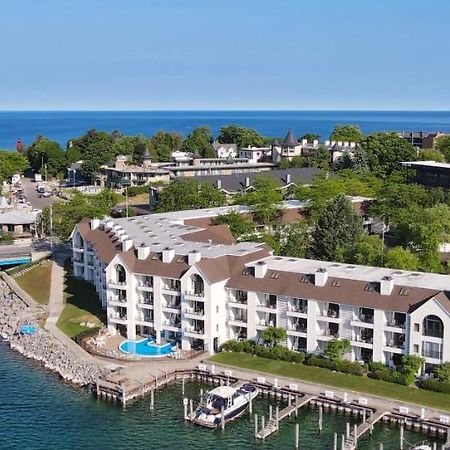 359 Edgewater Inn Charlevoix Εξωτερικό φωτογραφία