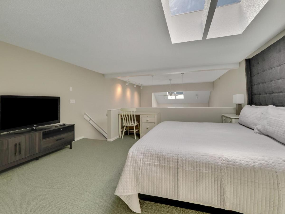 359 Edgewater Inn Charlevoix Εξωτερικό φωτογραφία