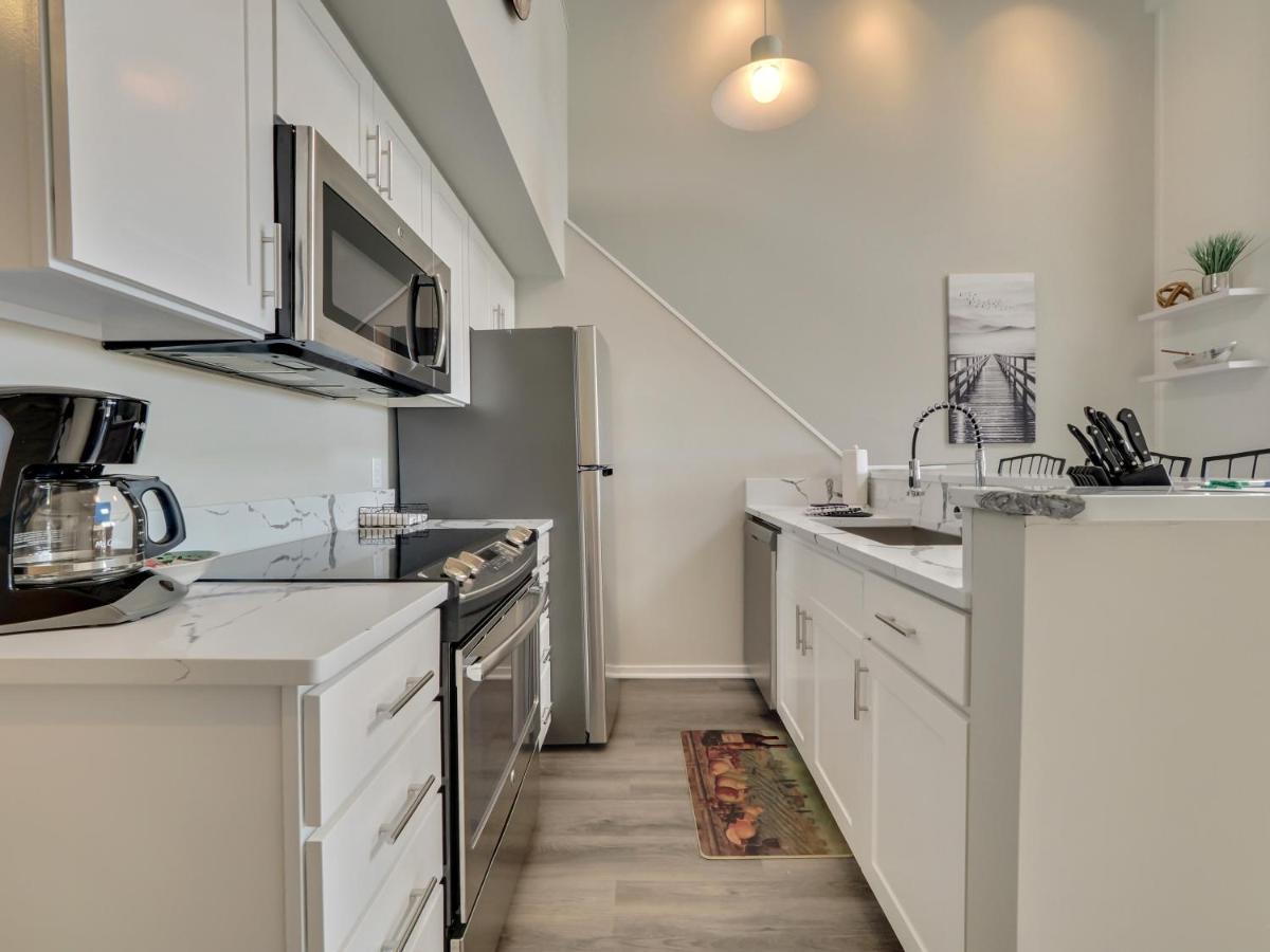 359 Edgewater Inn Charlevoix Εξωτερικό φωτογραφία