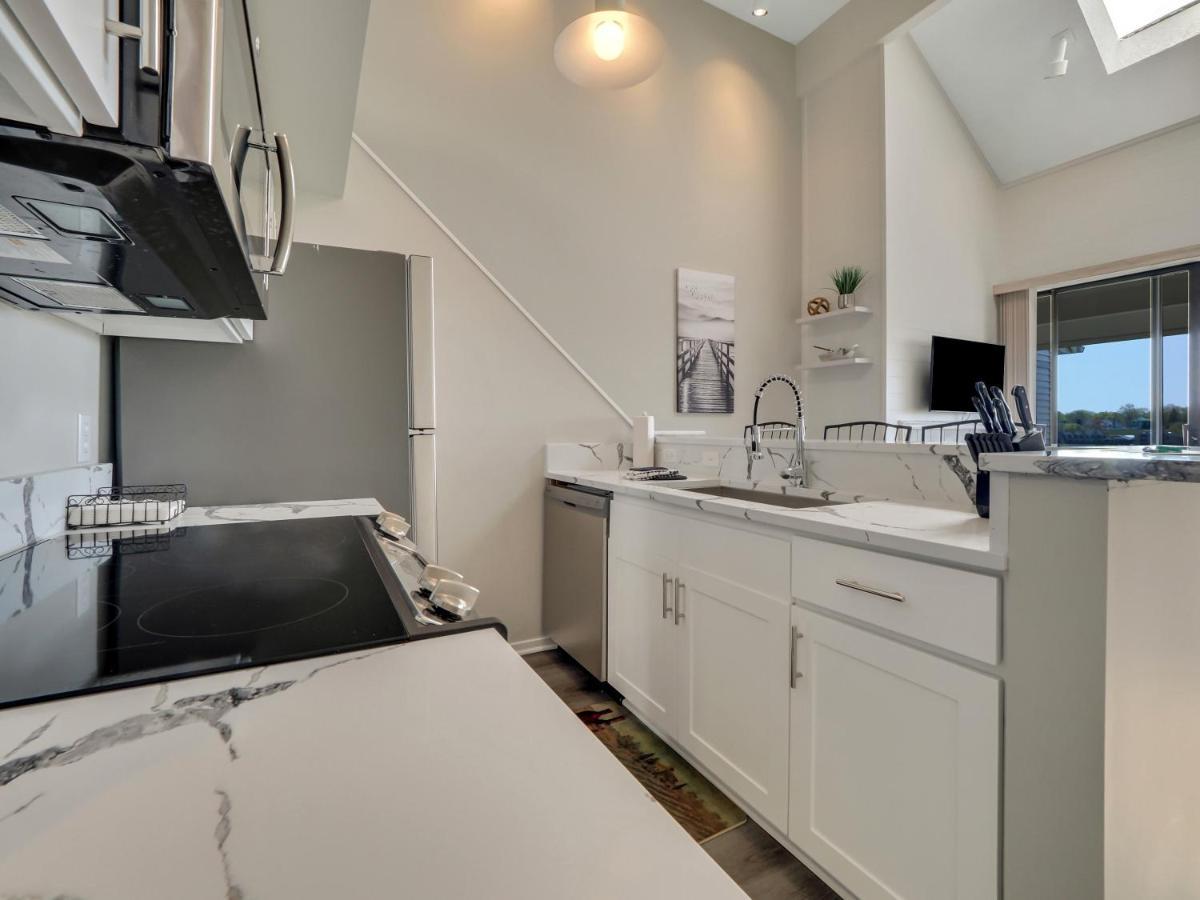 359 Edgewater Inn Charlevoix Εξωτερικό φωτογραφία